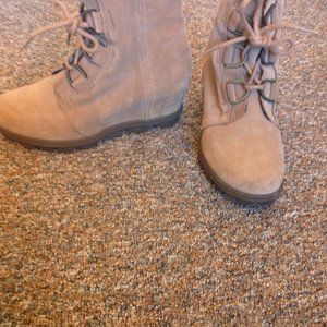 Sorel Wedge Suade Boots